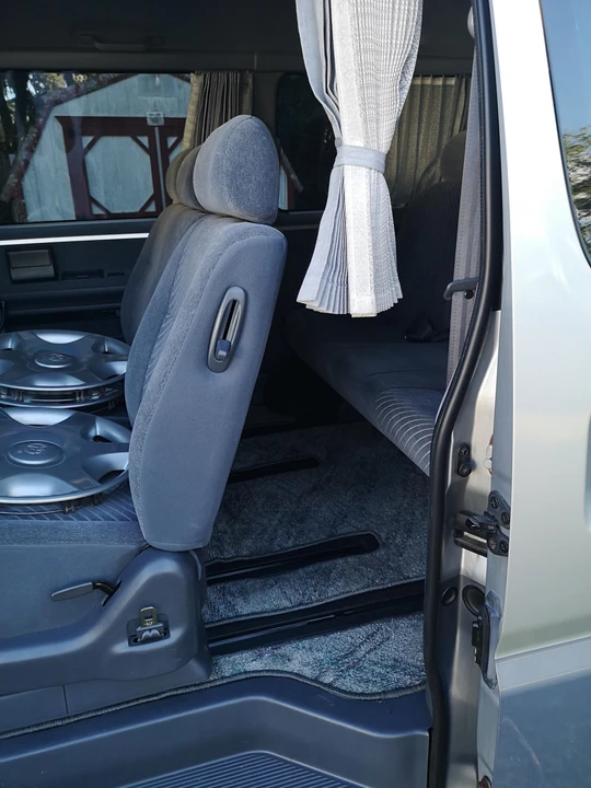 1996 Toyota Granvia 4th Gen - Image 30 of 31