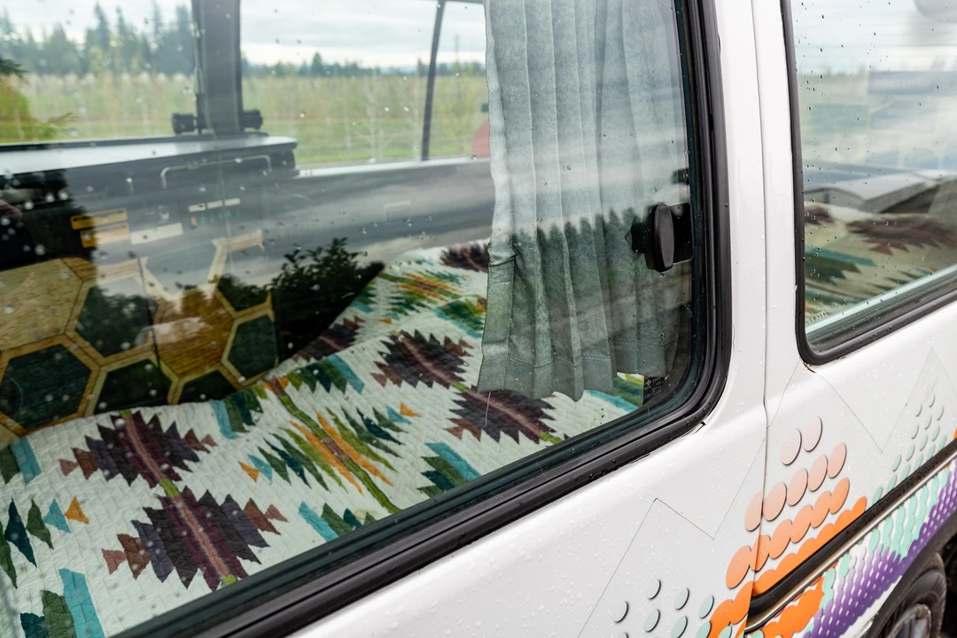 1996 Toyota HiAce 4th Gen - Image 16 of 31