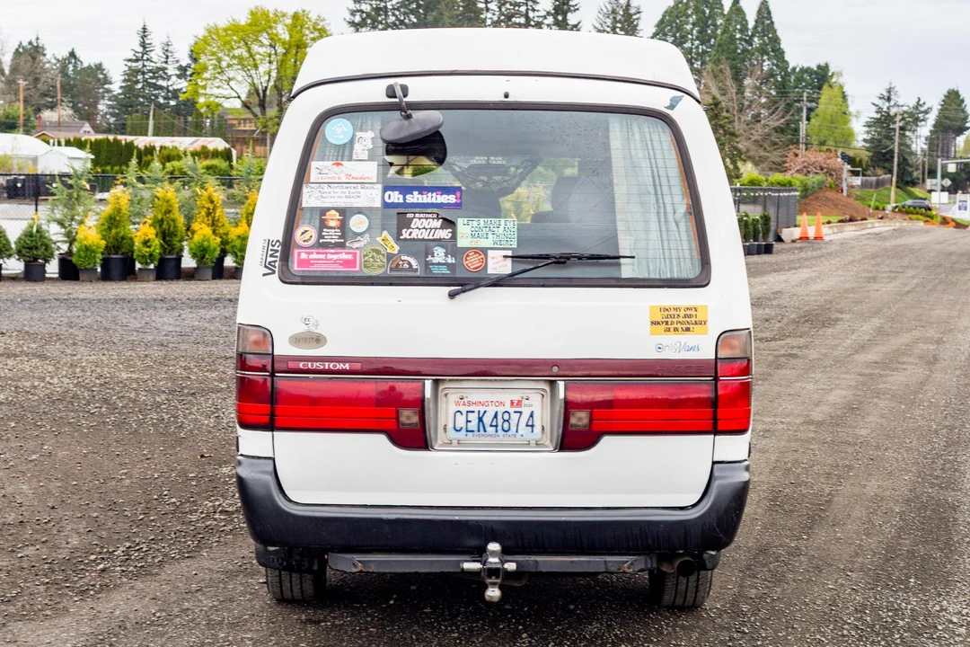 1996 Toyota HiAce 4th Gen - Image 5 of 31