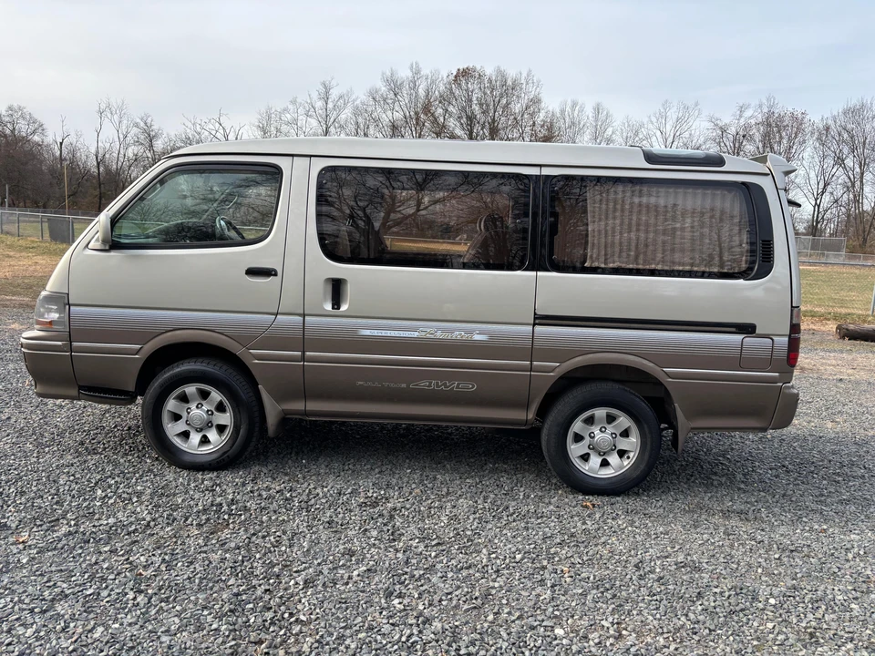 1996 Toyota HiAce 4th Gen - Image 7 of 31