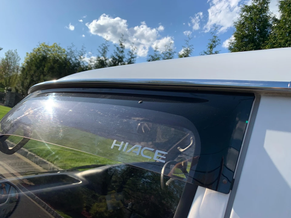 1996 Toyota HiAce 4th Gen - Image 30 of 31
