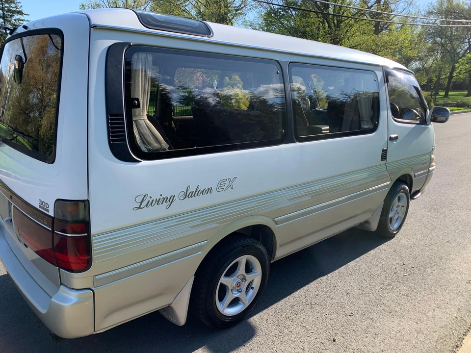 1996 Toyota HiAce 4th Gen - Image 20 of 31