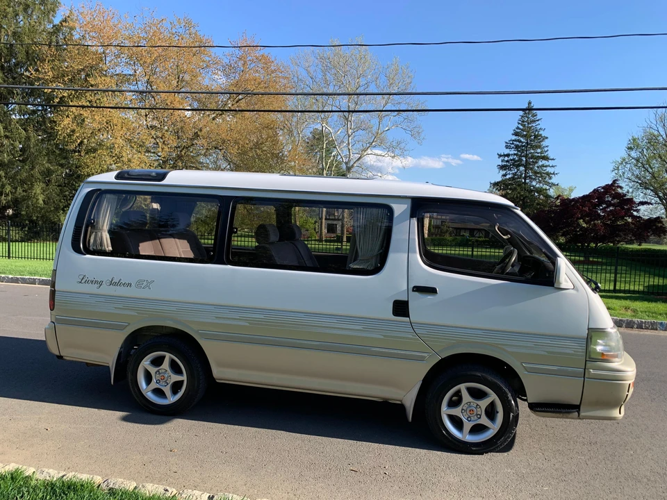 1996 Toyota HiAce 4th Gen - Image 23 of 31