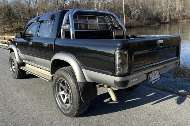1996 Toyota Hilux 5th Gen - Image 2 of 7