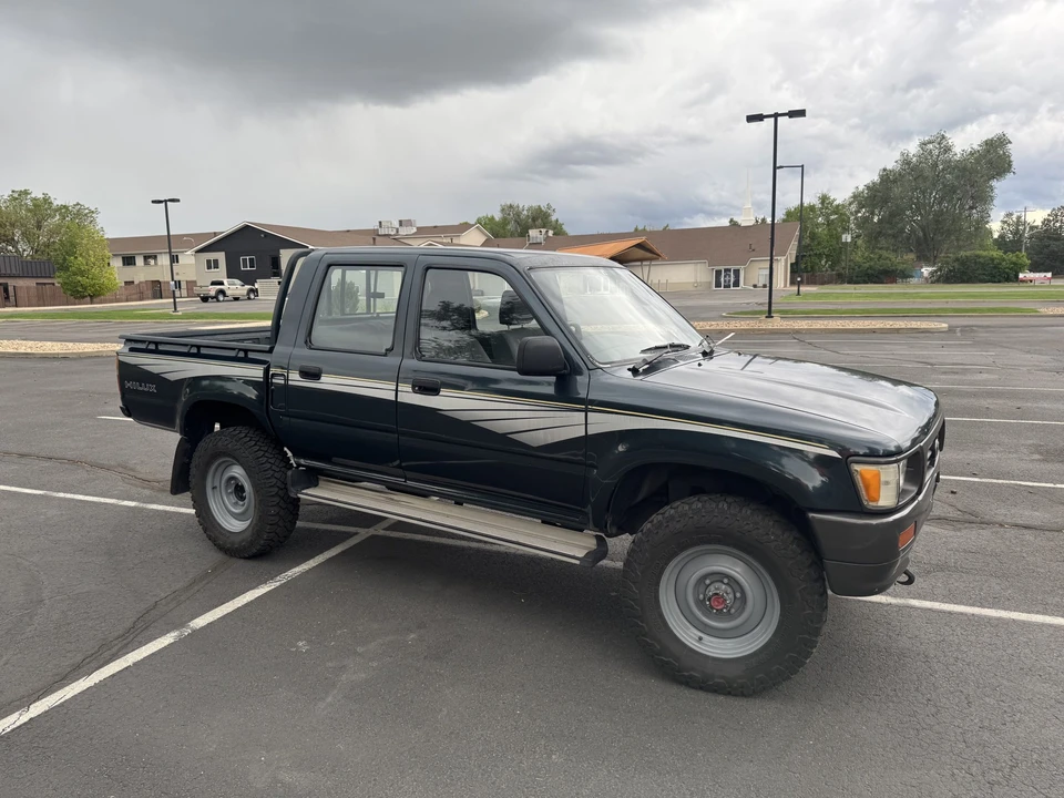 1996 Toyota Hilux 5th Gen - Image 10 of 31