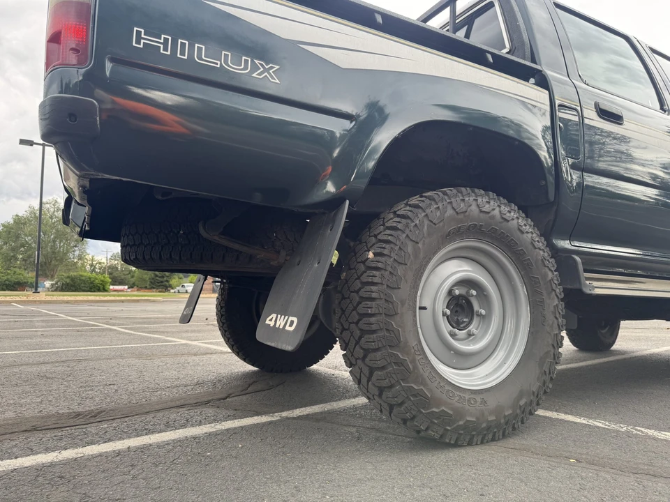 1996 Toyota Hilux 5th Gen - Image 14 of 31