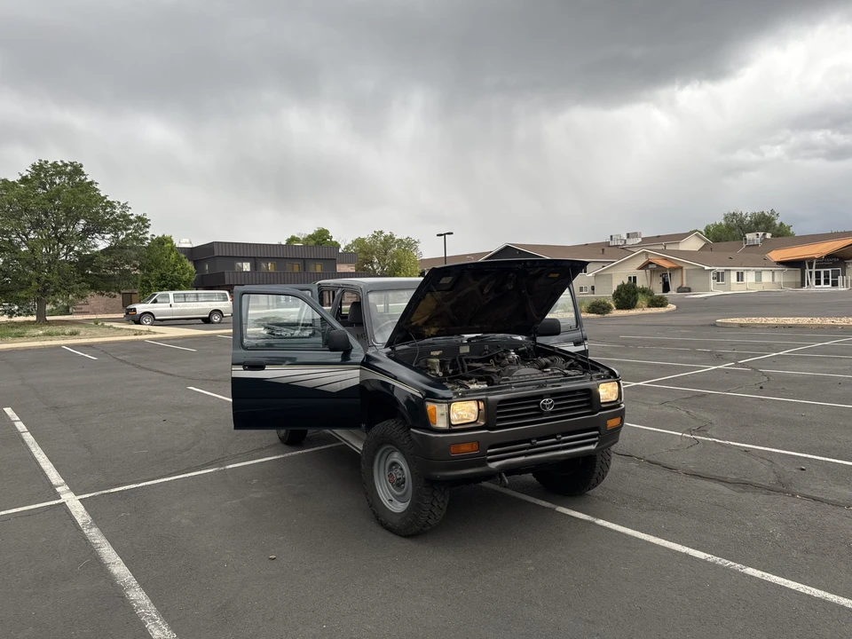 1996 Toyota Hilux 5th Gen - Image 20 of 31
