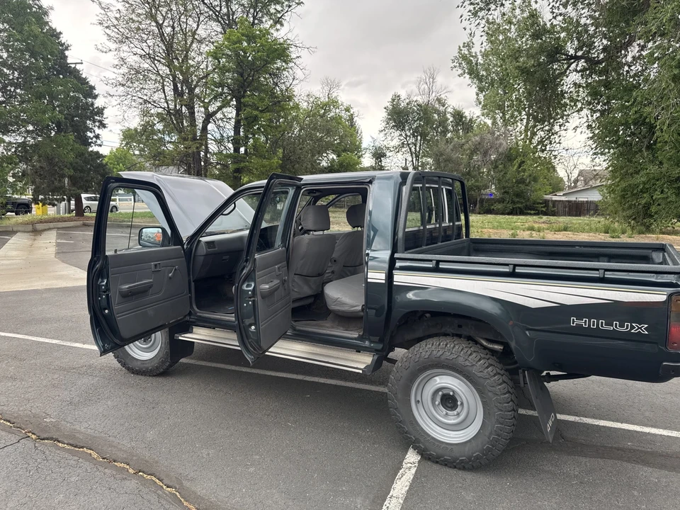 1996 Toyota Hilux 5th Gen - Image 17 of 31