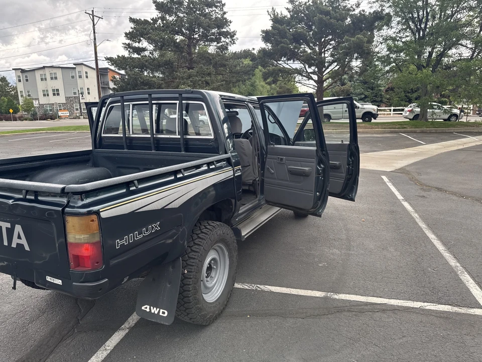 1996 Toyota Hilux 5th Gen - Image 18 of 31