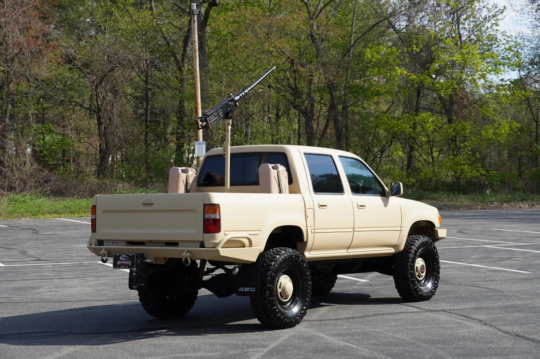 1996 Toyota Hilux 5th Gen - Image 15 of 31