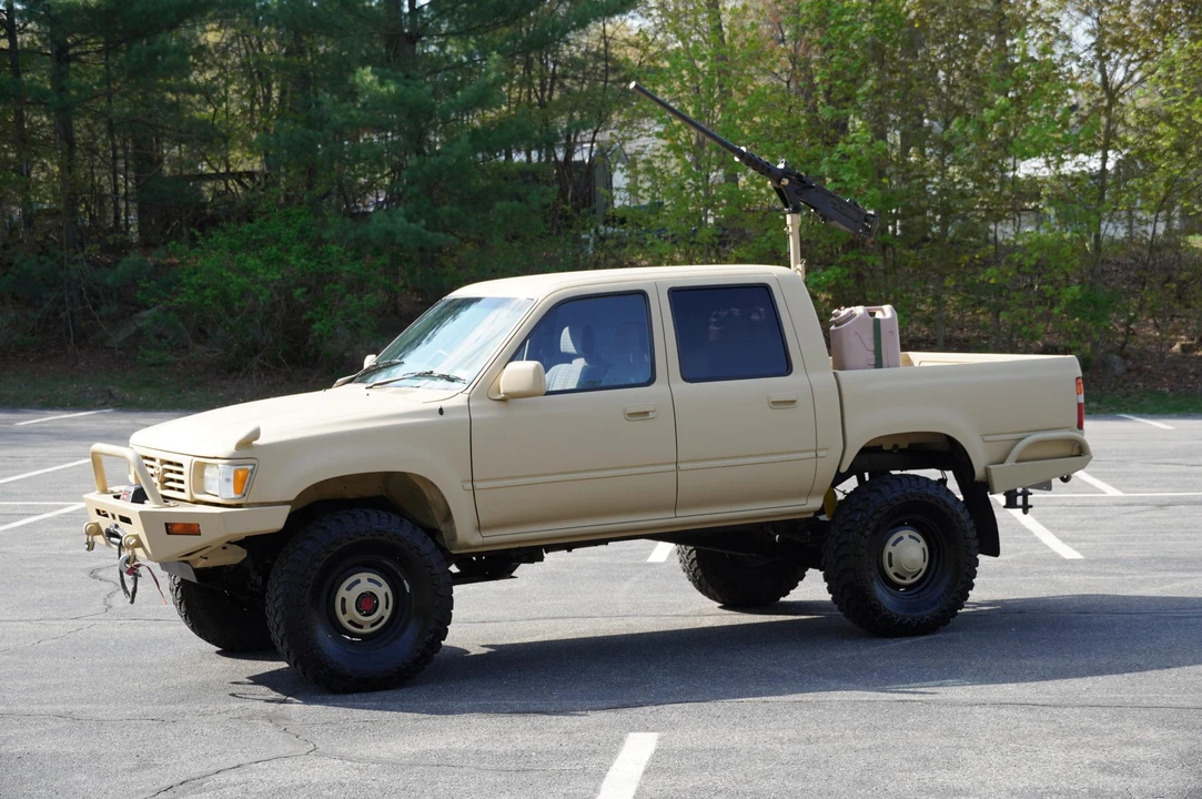 1996 Toyota Hilux 5th Gen - Image 22 of 31