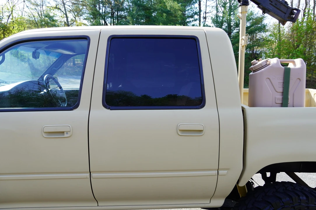 1996 Toyota Hilux 5th Gen - Image 25 of 31