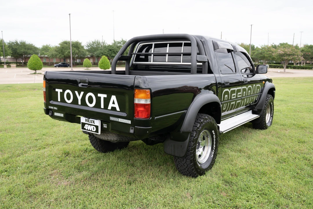 1996 Toyota Hilux 5th Gen - Image 10 of 31
