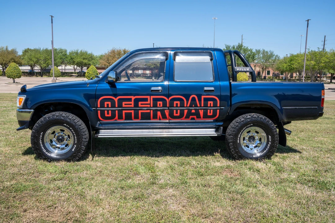 1996 Toyota Hilux 5th Gen - Image 9 of 31