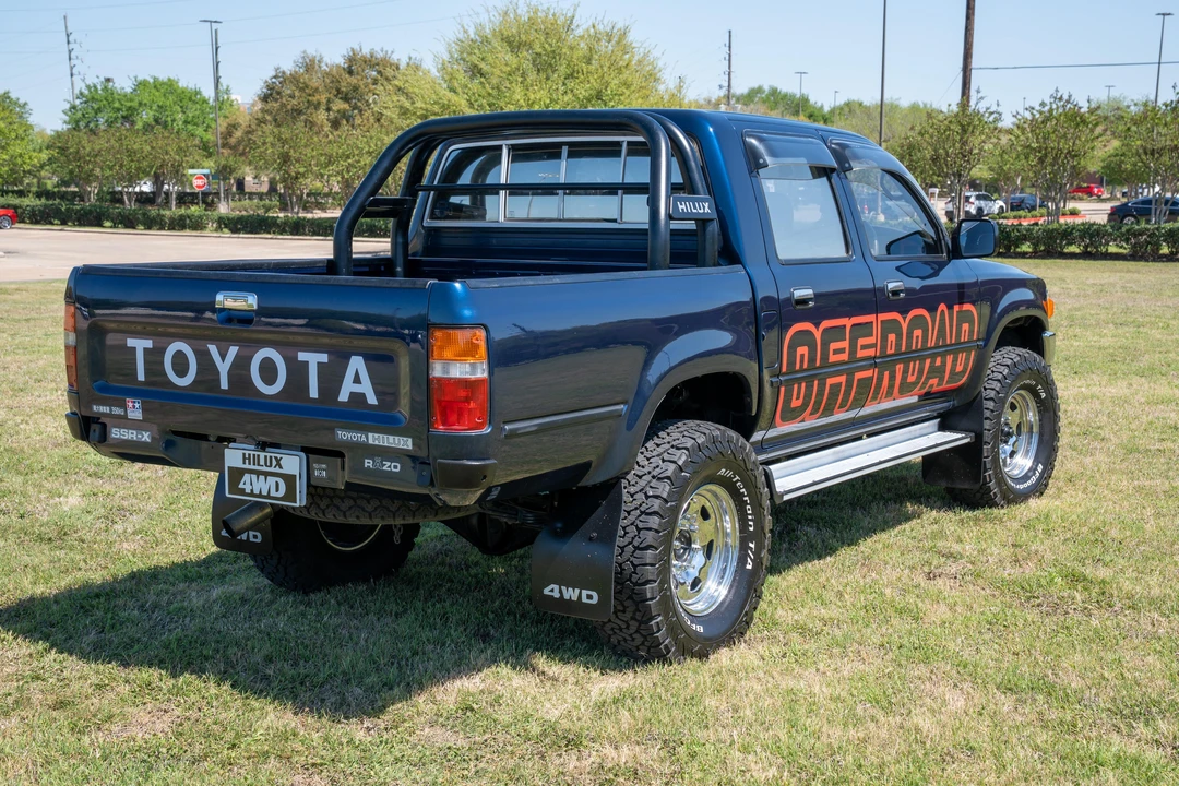 1996 Toyota Hilux 5th Gen - Image 12 of 31
