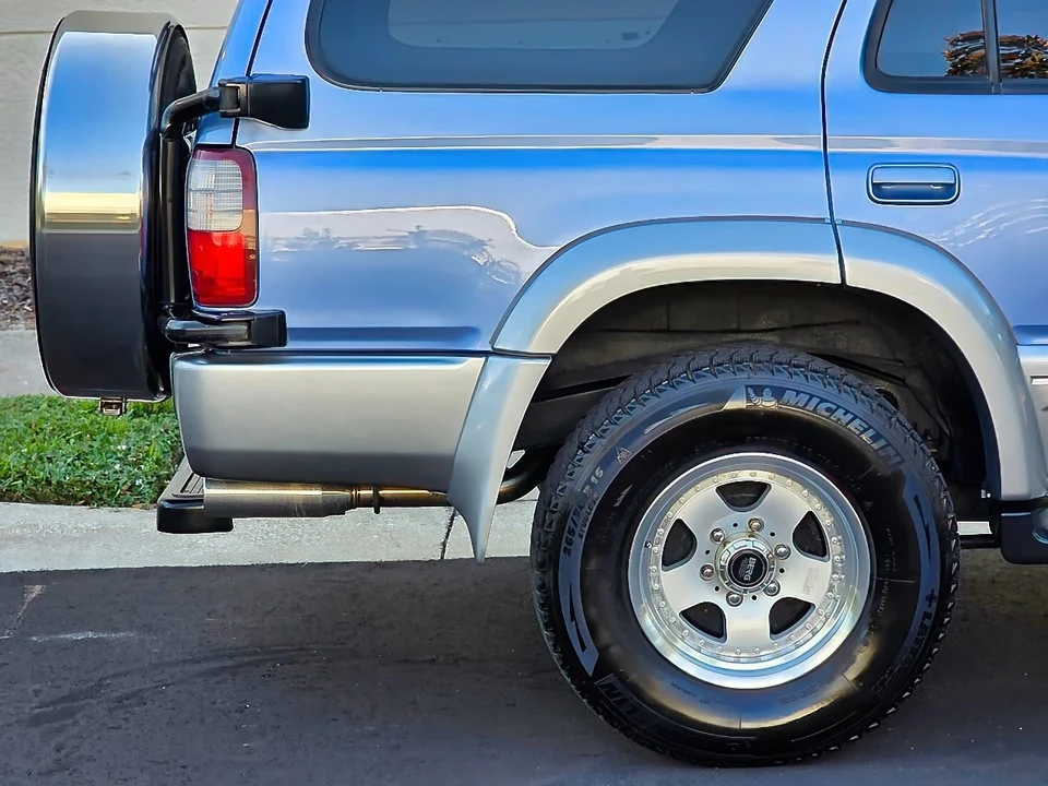 1996 Toyota Hilux 5th Gen - Image 8 of 21
