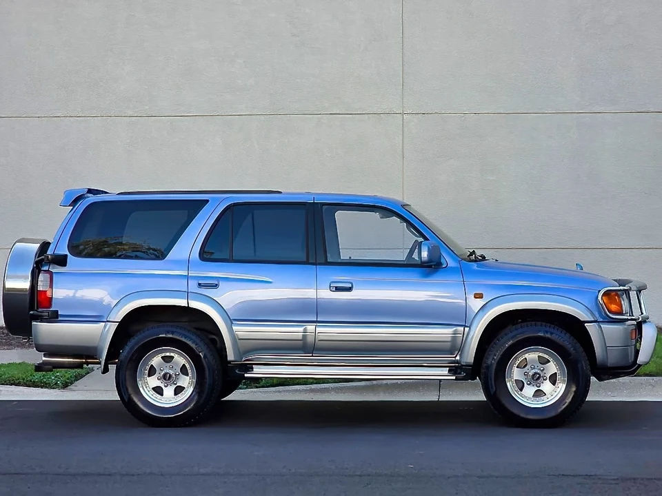 1996 Toyota Hilux 5th Gen - Image 7 of 21