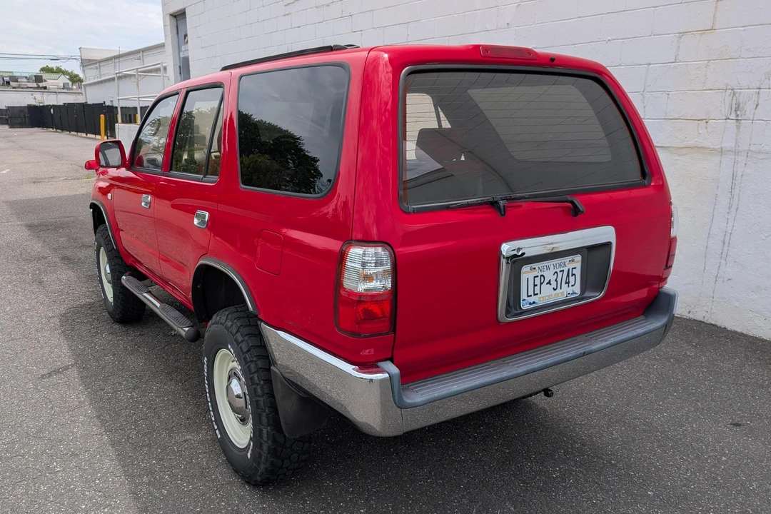 1996 Toyota Hilux 5th Gen - Image 4 of 31