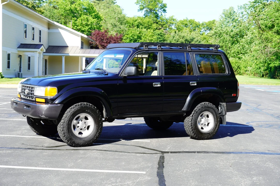 1996 Toyota J80 Land Cruiser - Image 2 of 31