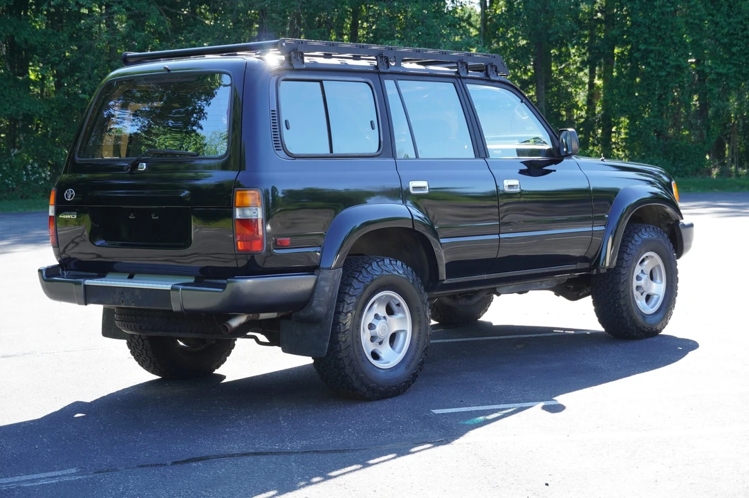 1996 Toyota J80 Land Cruiser - Image 17 of 31
