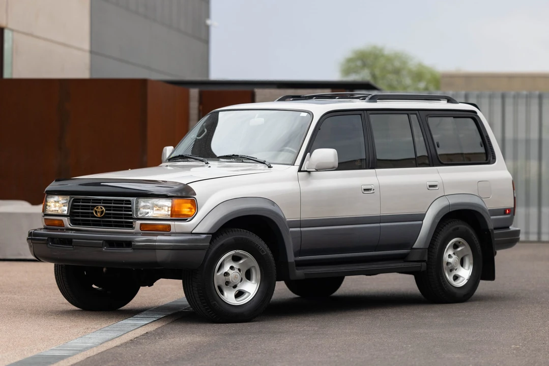 1996 Toyota J80 Land Cruiser - Image 3 of 31