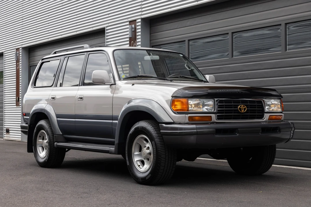 1996 Toyota J80 Land Cruiser - Image 16 of 31