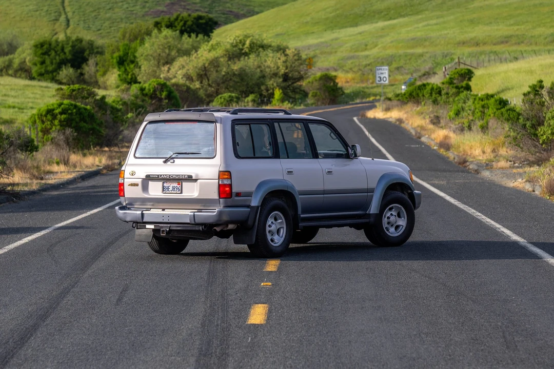 1996 Toyota J80 Land Cruiser - Image 4 of 21