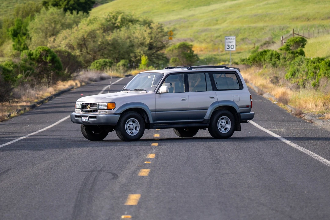 1996 Toyota J80 Land Cruiser - Image 2 of 21