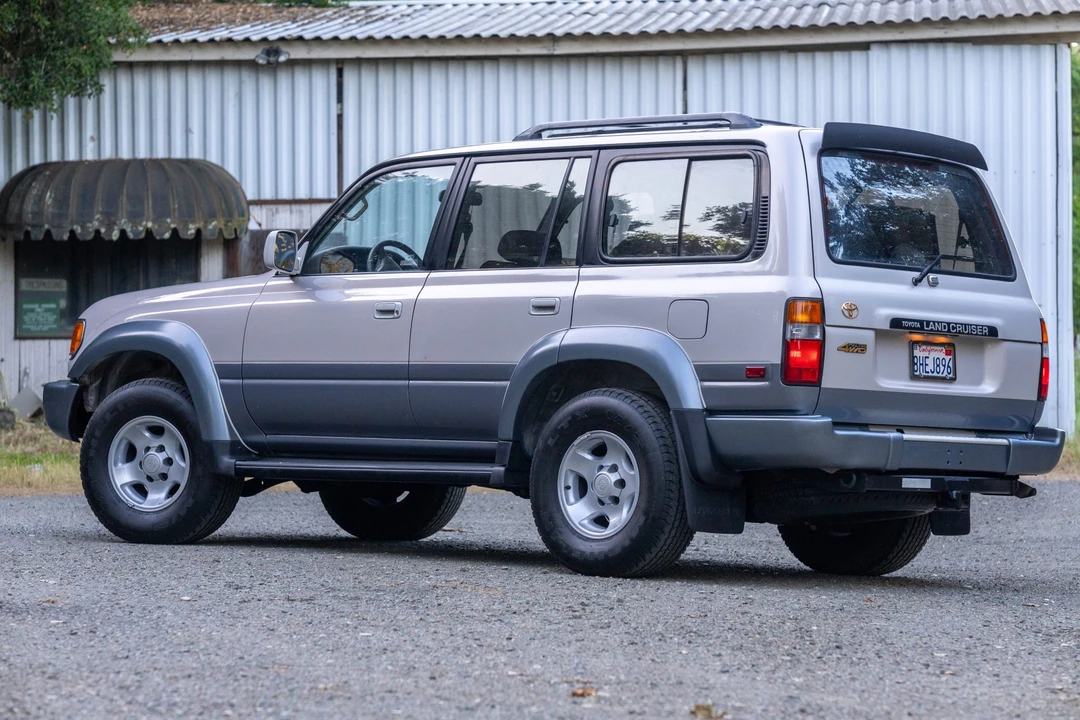 1996 Toyota J80 Land Cruiser - Image 16 of 21