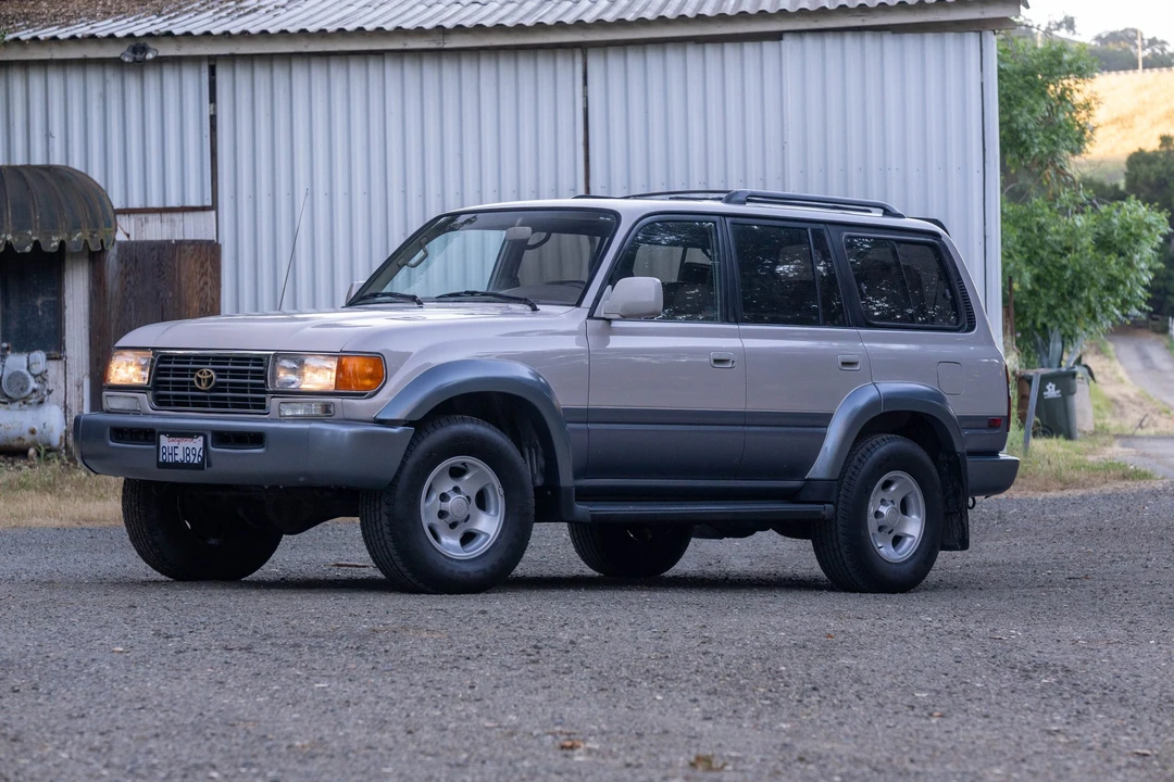 1996 Toyota J80 Land Cruiser - Image 8 of 21