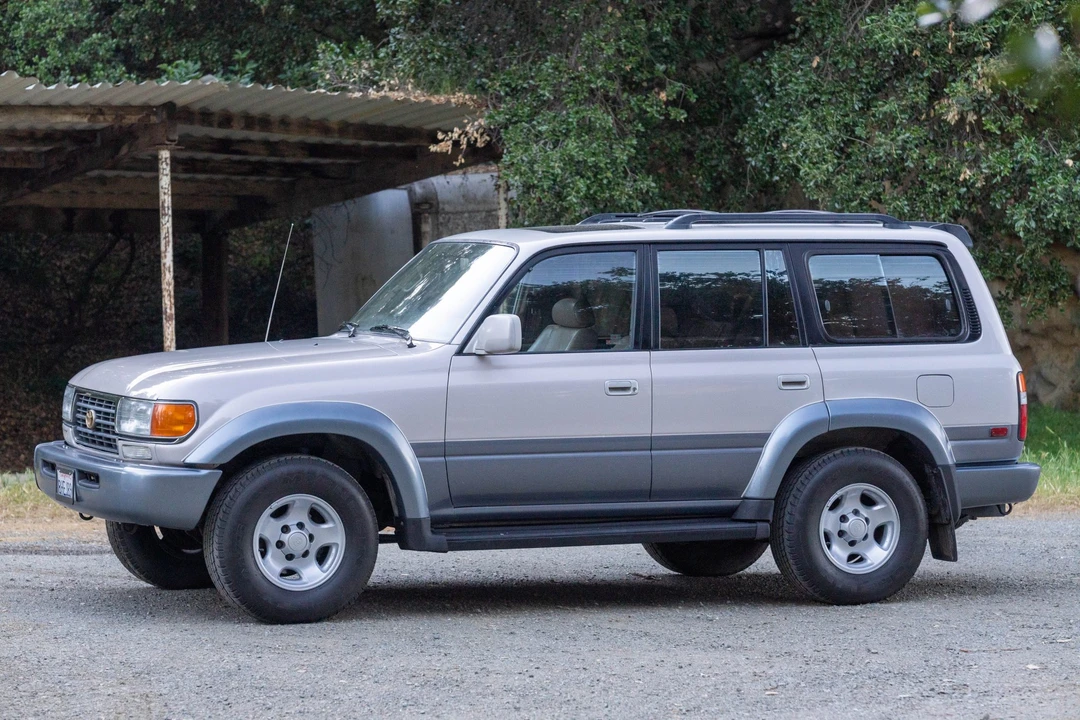 1996 Toyota J80 Land Cruiser - Image 11 of 21