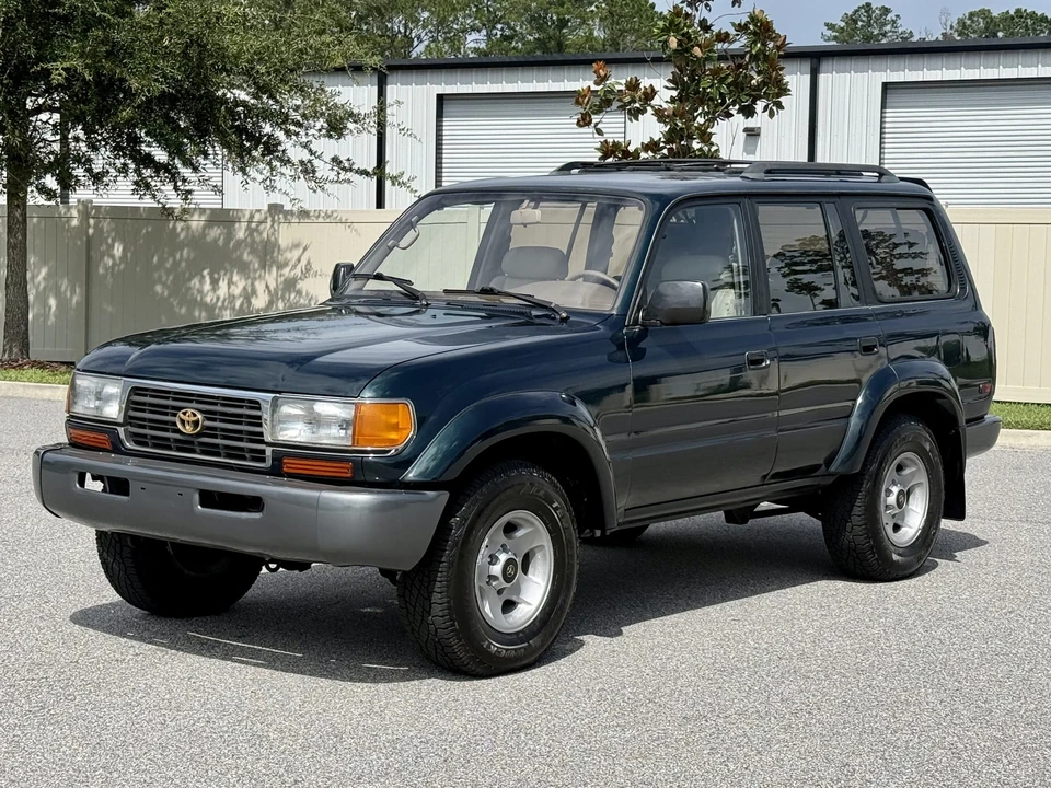 1996 Toyota J80 Land Cruiser - Image 3 of 31