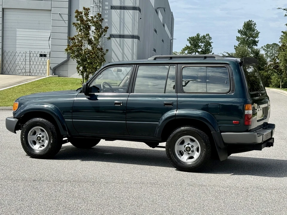 1996 Toyota J80 Land Cruiser - Image 8 of 31