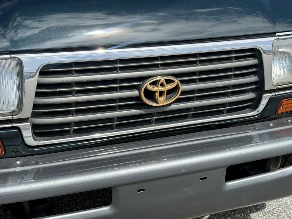 1996 Toyota J80 Land Cruiser - Image 24 of 31