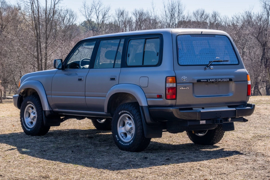 1996 Toyota J80 Land Cruiser - Image 11 of 31