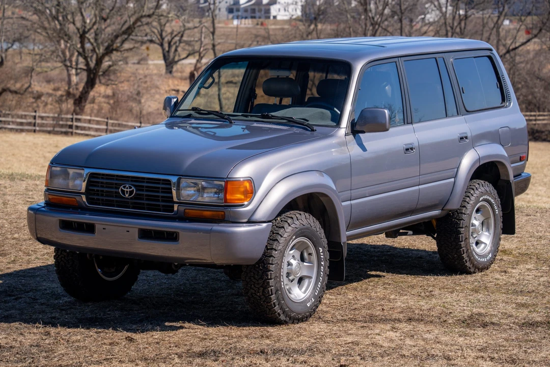 1996 Toyota J80 Land Cruiser - Image 3 of 31