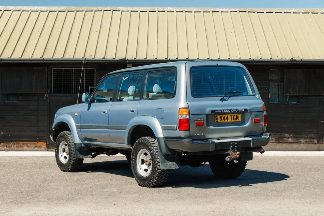 1996 Toyota J80 Land Cruiser - Image 6 of 30