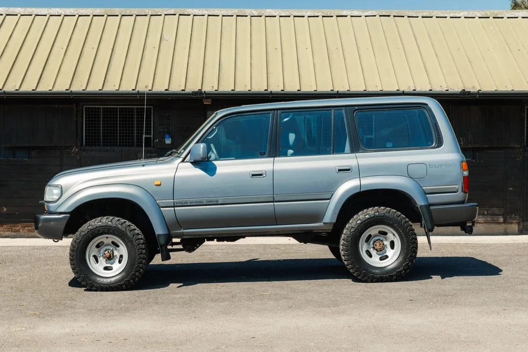 1996 Toyota J80 Land Cruiser - Image 8 of 30