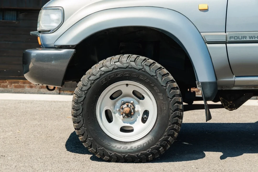 1996 Toyota J80 Land Cruiser - Image 26 of 30
