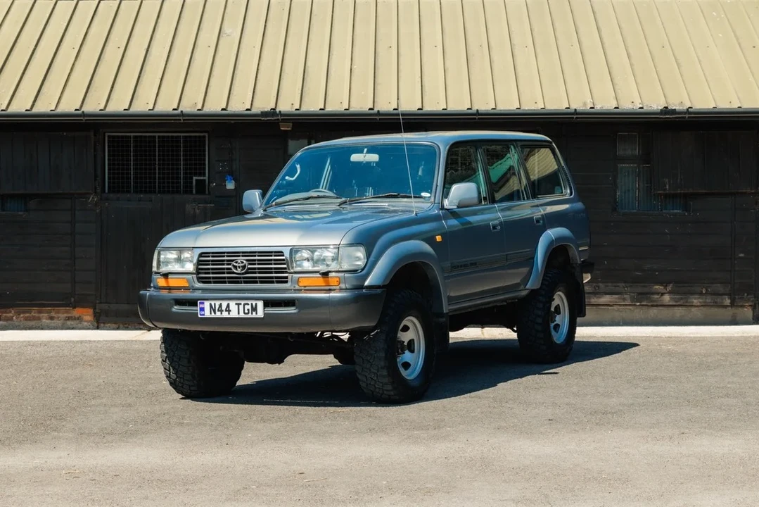 1996 Toyota J80 Land Cruiser - Image 10 of 30