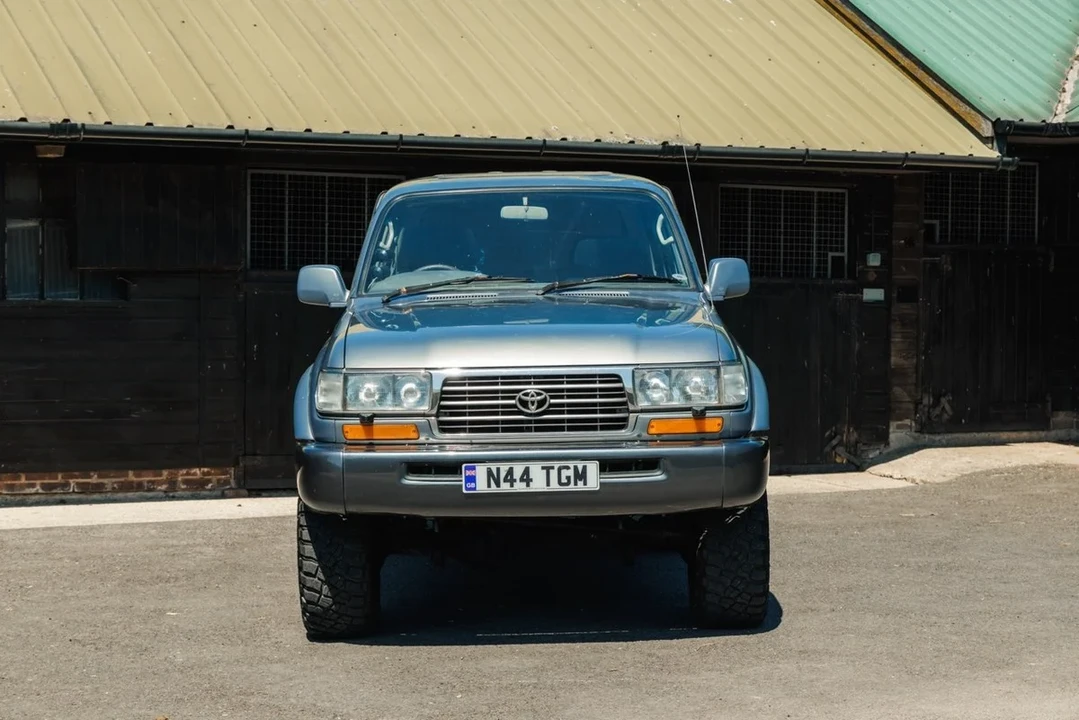 1996 Toyota J80 Land Cruiser - Image 11 of 30