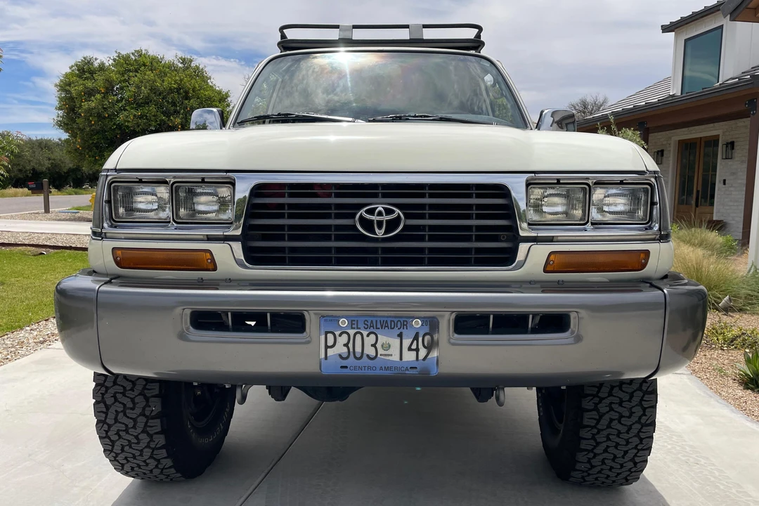 1996 Toyota J80 Land Cruiser - Image 2 of 31