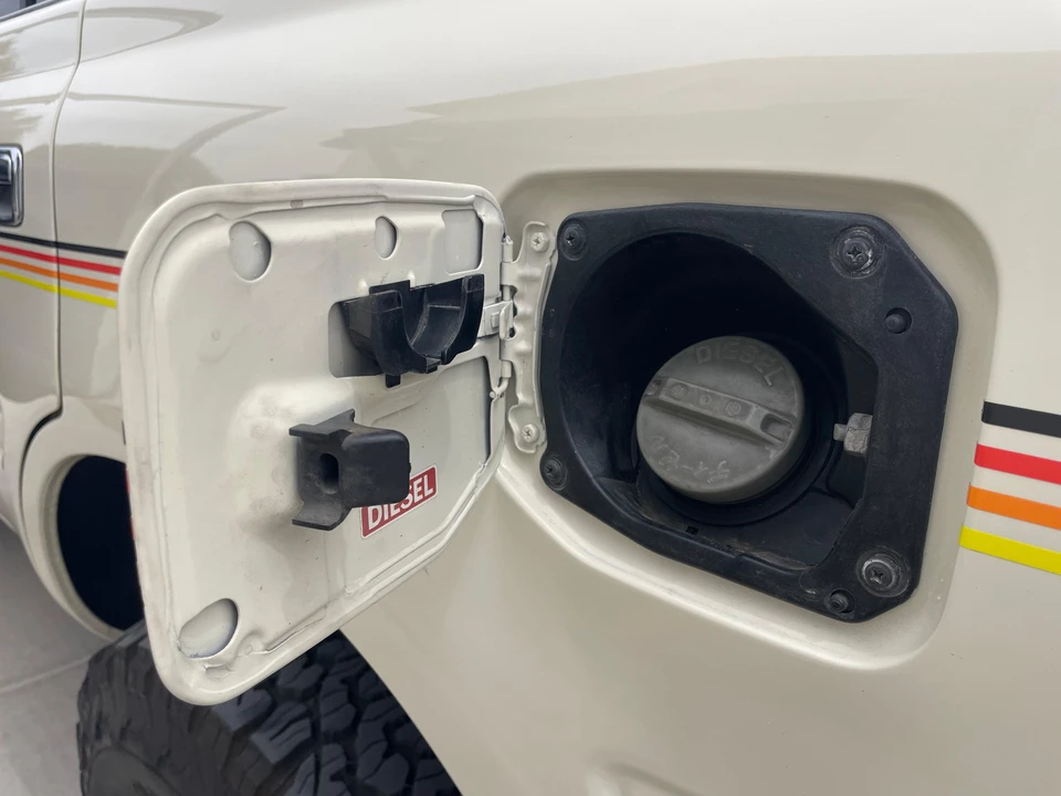 1996 Toyota J80 Land Cruiser - Image 18 of 31