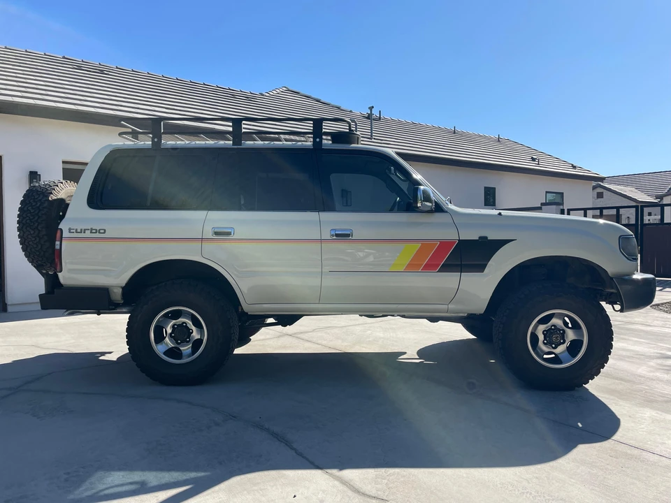 1996 Toyota J80 Land Cruiser - Image 9 of 31