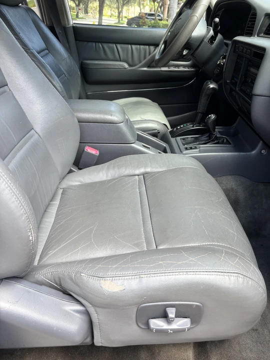 1996 Toyota J70 Land Cruiser - Image 13 of 30