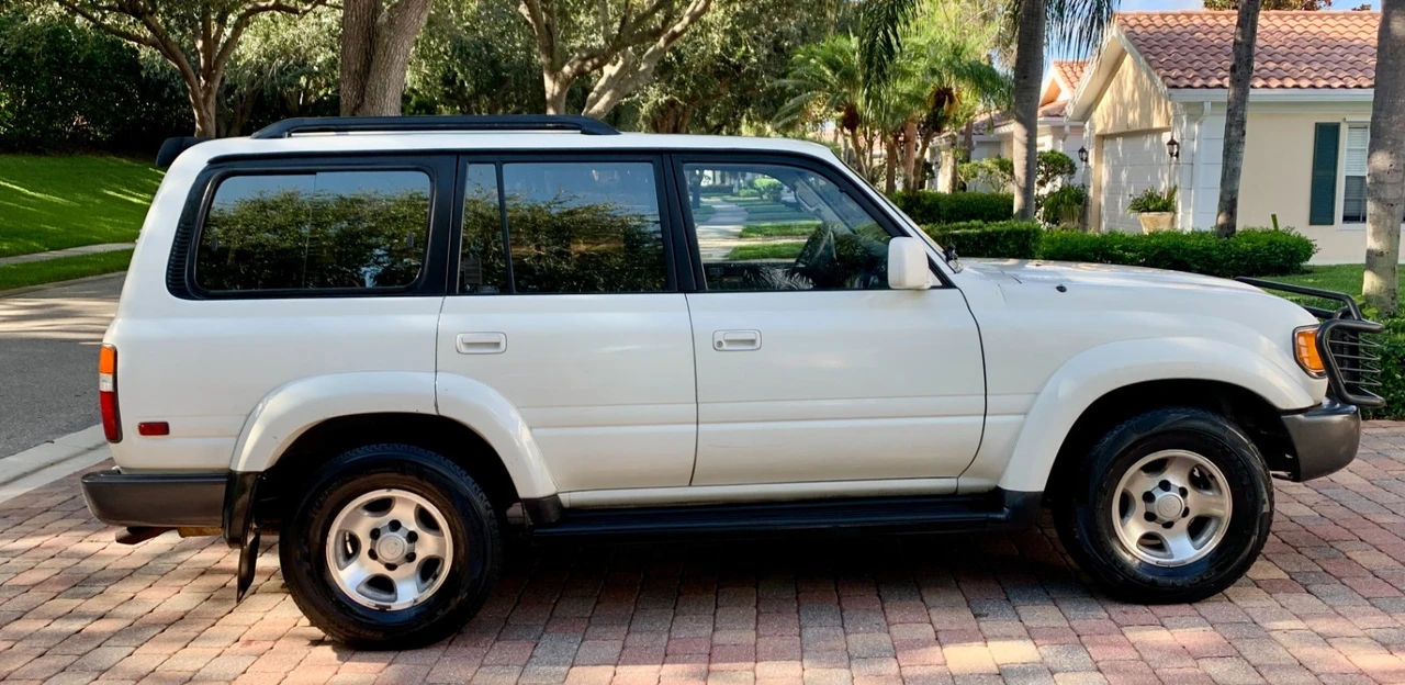1996 Toyota J70 Land Cruiser - Image 2 of 30