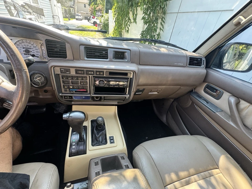 1996 Toyota J70 Land Cruiser - Image 15 of 20