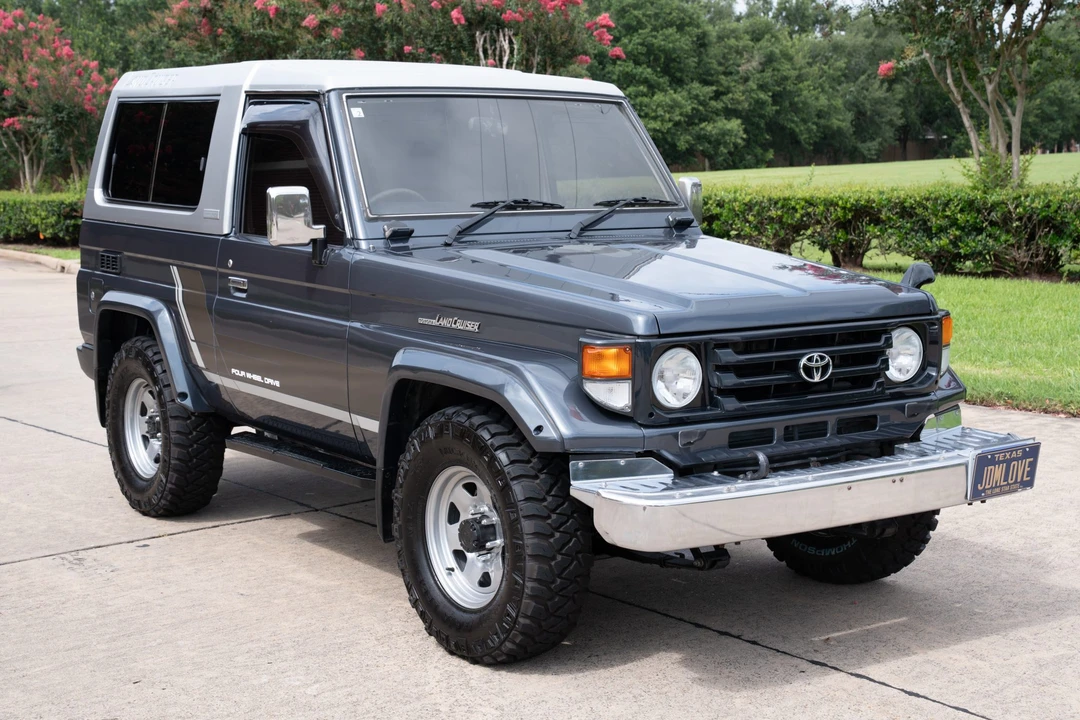 1996 Toyota J70 Land Cruiser - Image 3 of 31