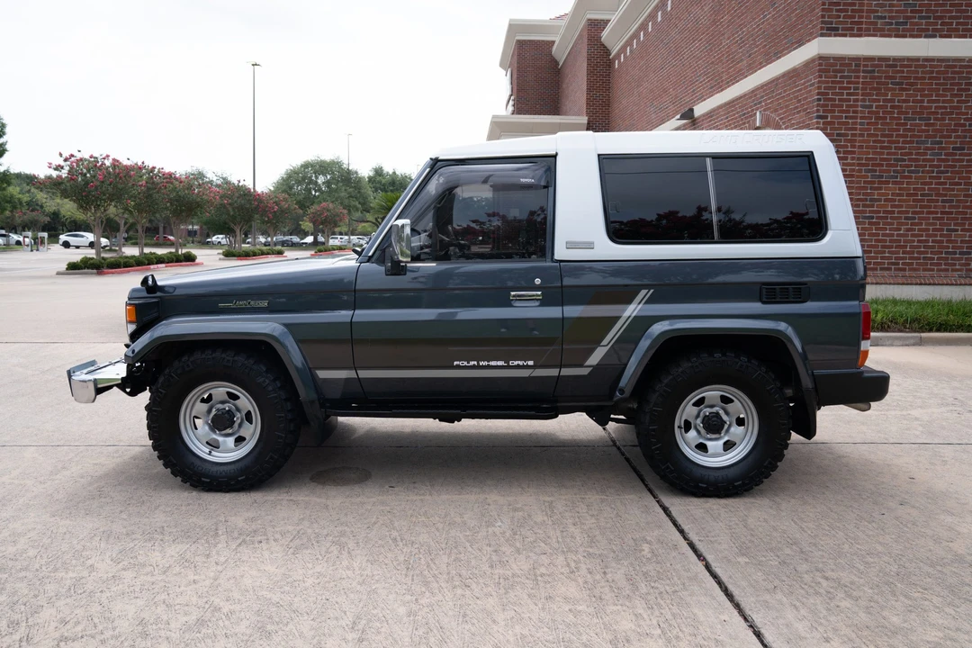 1996 Toyota J70 Land Cruiser - Image 6 of 31