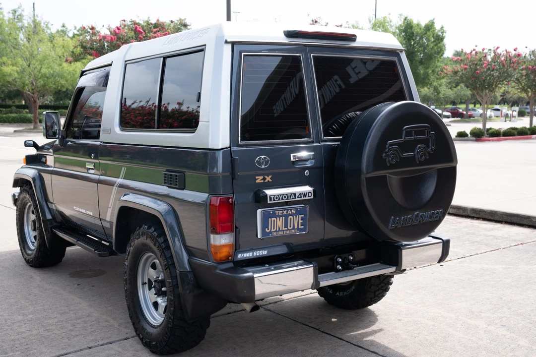 1996 Toyota J70 Land Cruiser - Image 8 of 31